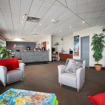 Condos Stoneham Εξωτερικό φωτογραφία