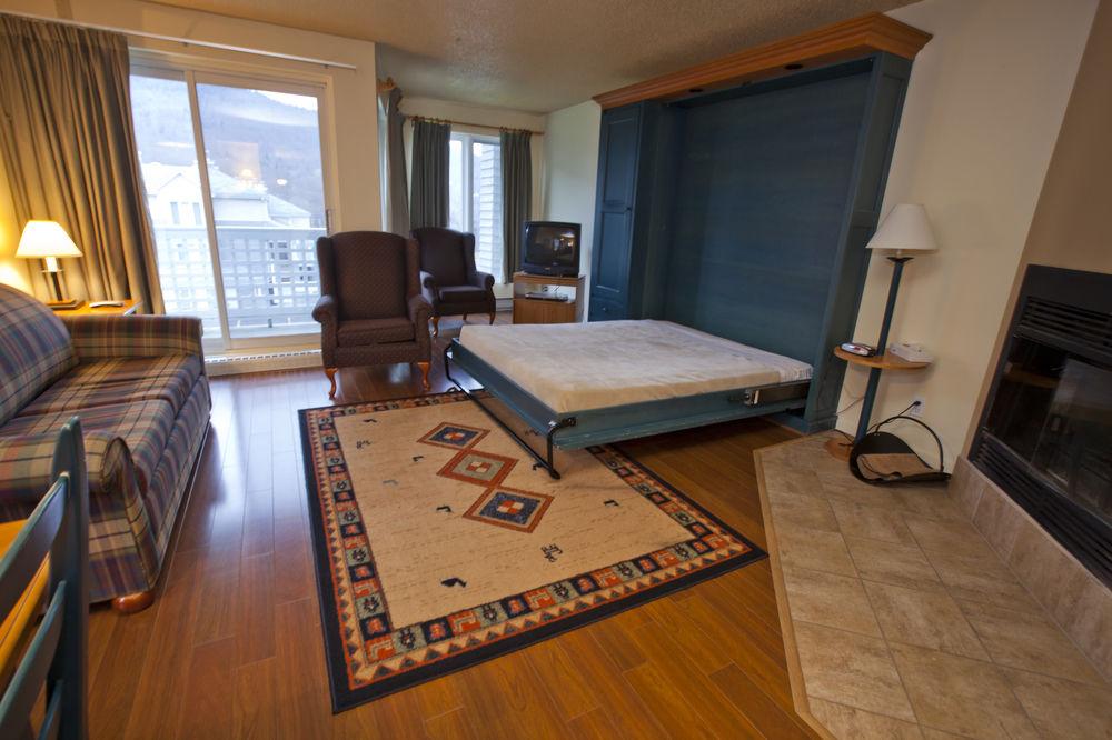 Condos Stoneham Εξωτερικό φωτογραφία