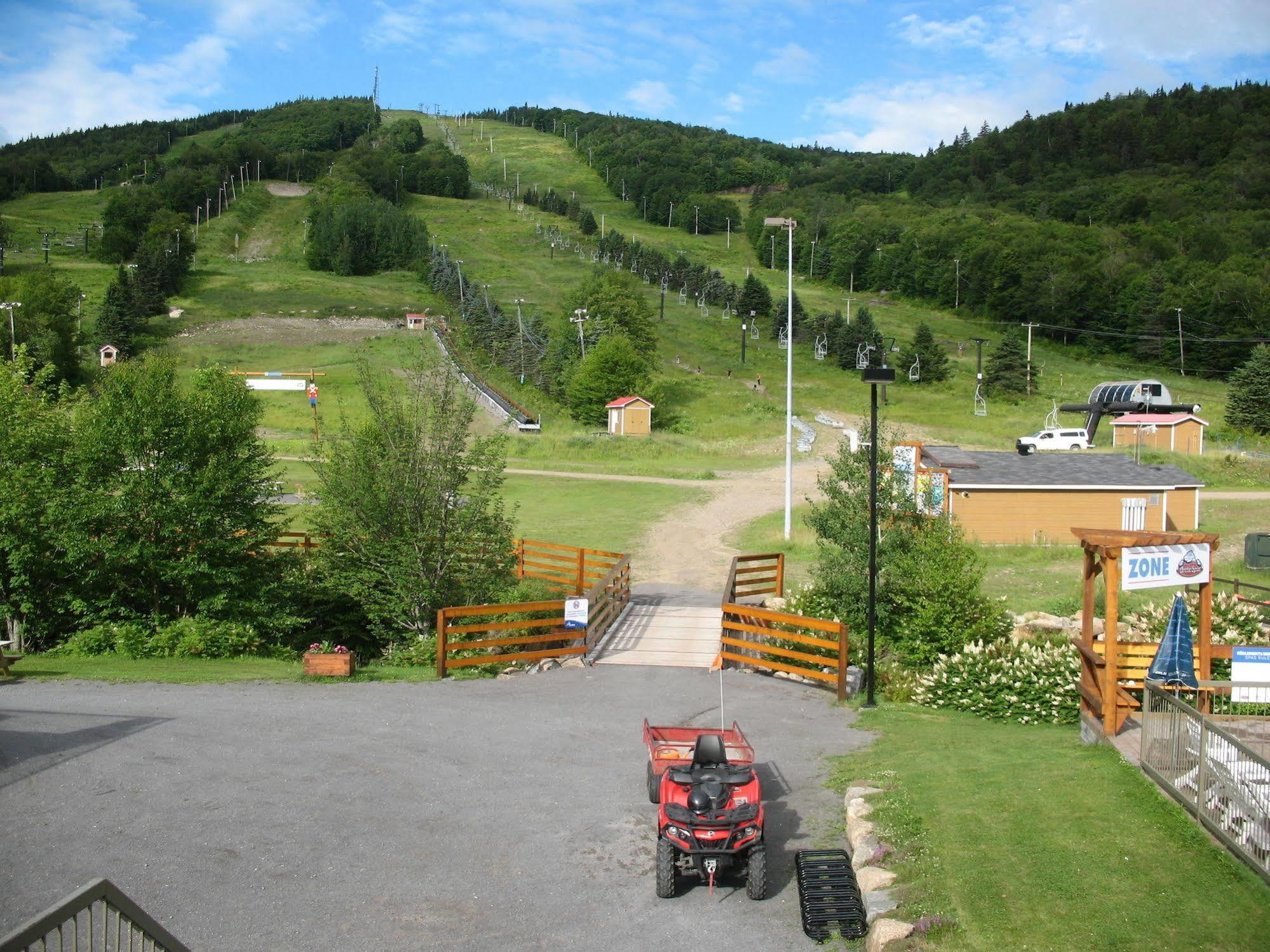 Condos Stoneham Εξωτερικό φωτογραφία